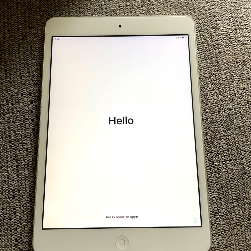 White iPad Mini 2